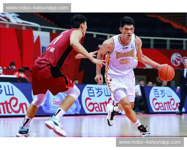 中国男篮资讯:聚焦赛场风云,见证新一代崛起